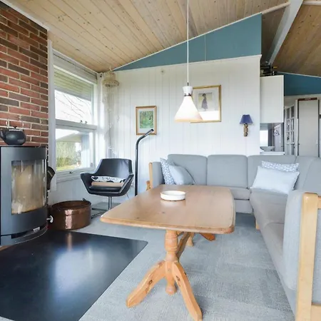 Amazing In With Kitchen 3*